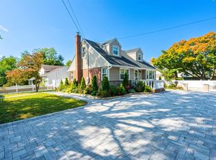 40 S Cherry Valley Ave, West Hempstead, NY 11552