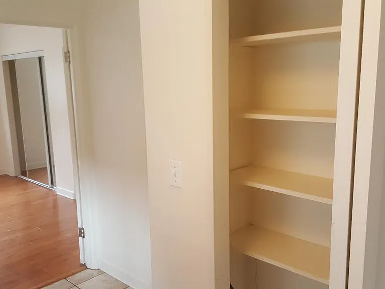 3506 S 59th Ave #3 — Photo 5