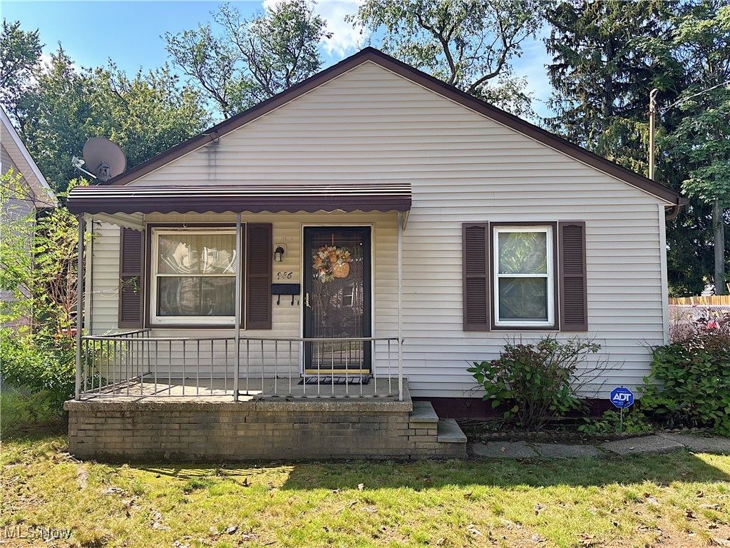 Real estate listing image