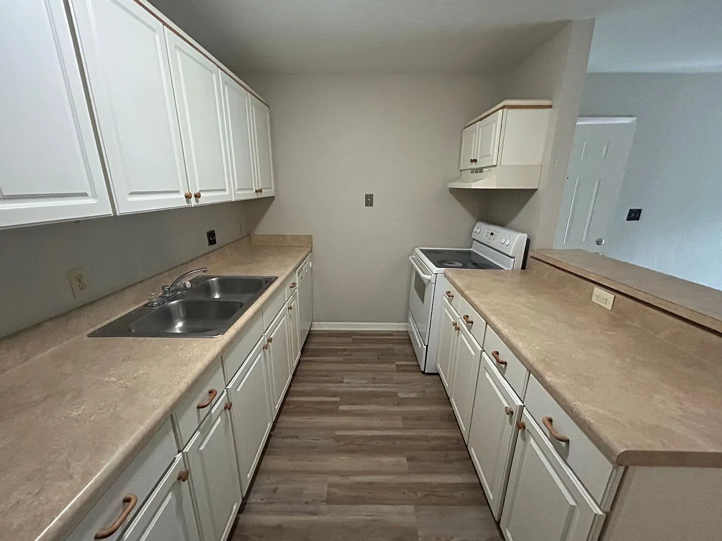Call today to view before it is gone! — Photo 4