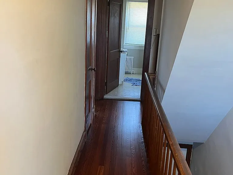 194 Shewell Ave — Photo 16