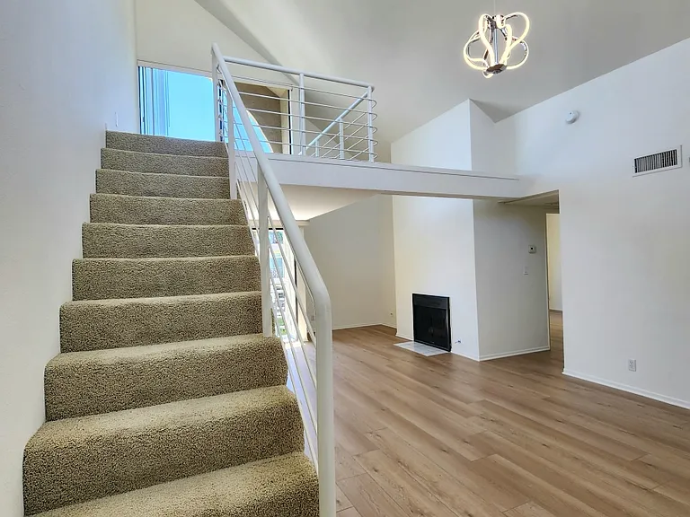 2120 S Bentley Ave #308 — Photo 29