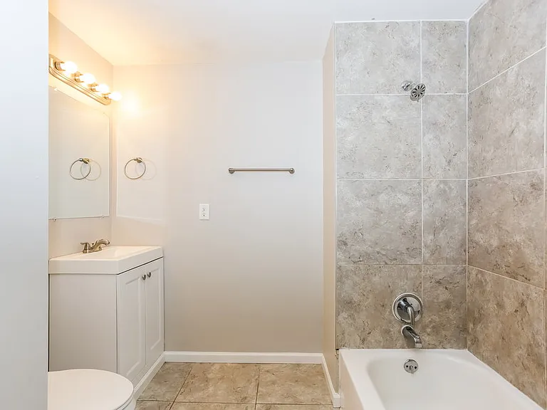 2891 Freedom Trl — Photo 13