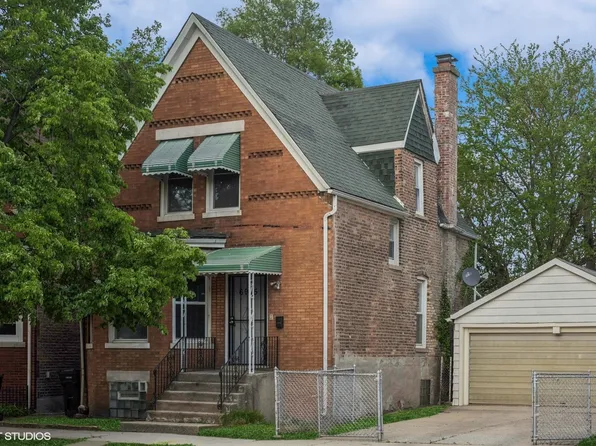 6945 S Eberhart Ave, Chicago, IL 60637