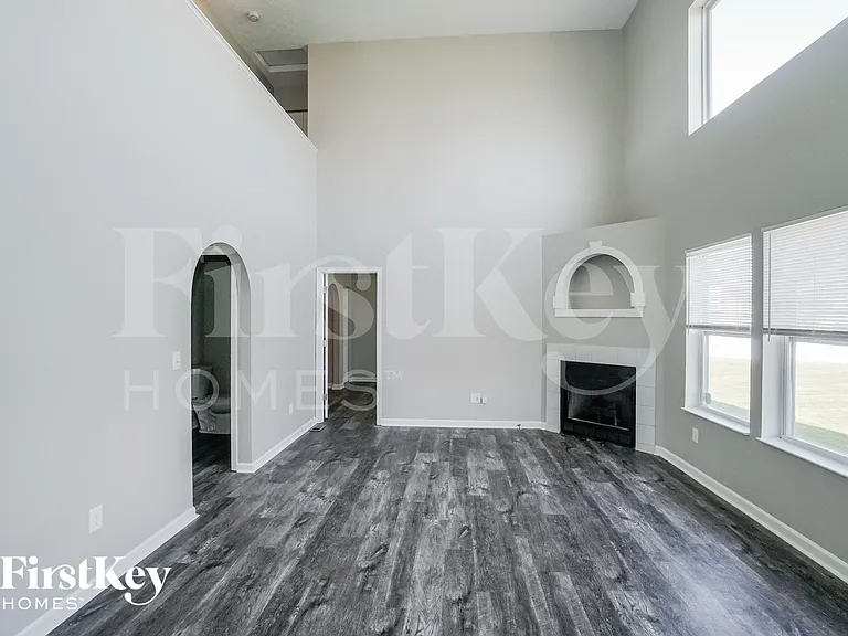 3253 Kady Ln — Photo 5
