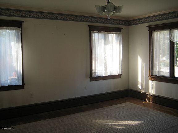 5th image of 358 S Howard St