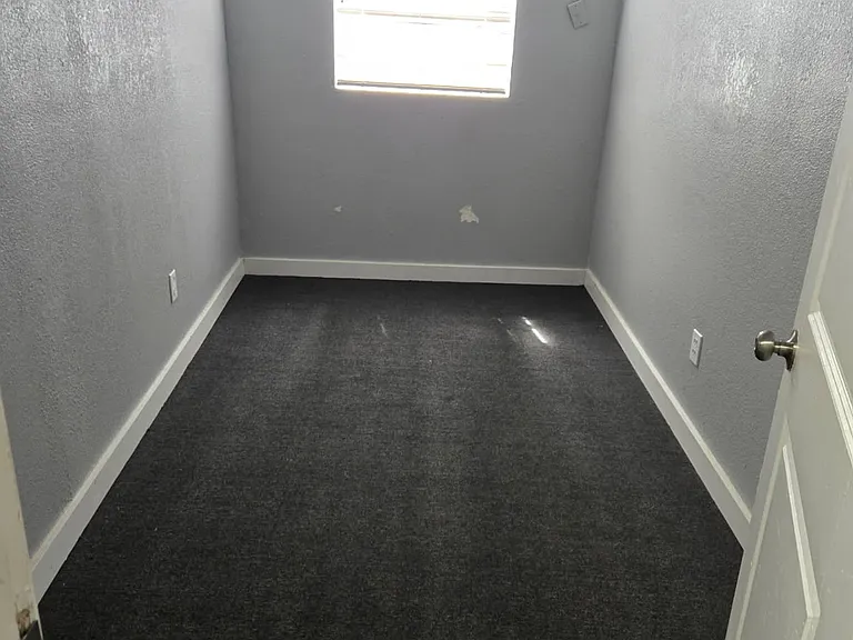 100 San Diego St — Photo 5