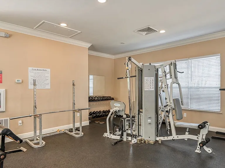 605 Fairway Dr #305 — Photo 18