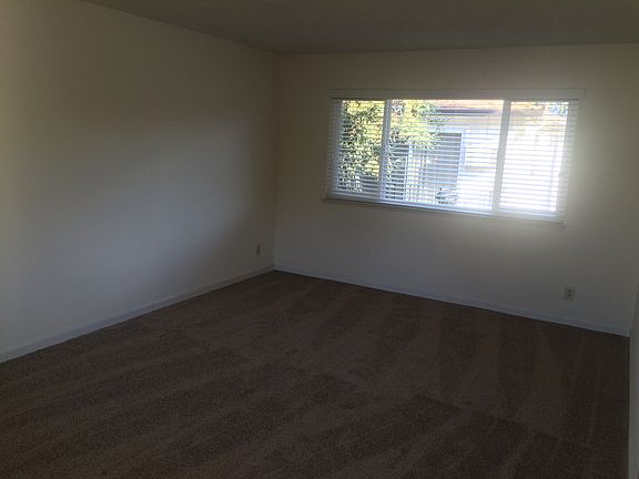 2nd image of 1282 W Mc Kinley Ave APT 6