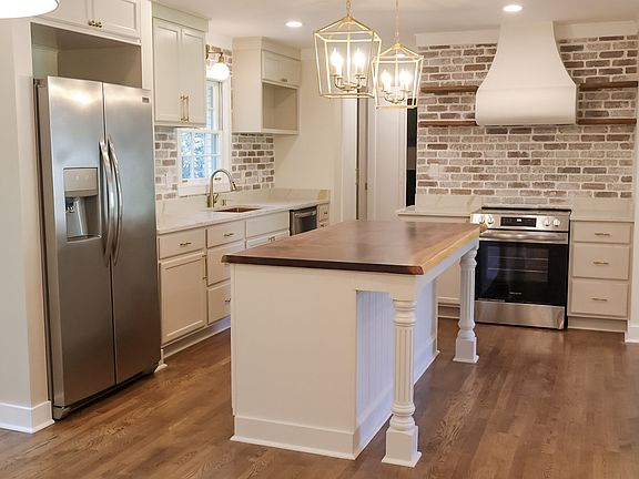 5th image of 6356 Fitzgerald Ln