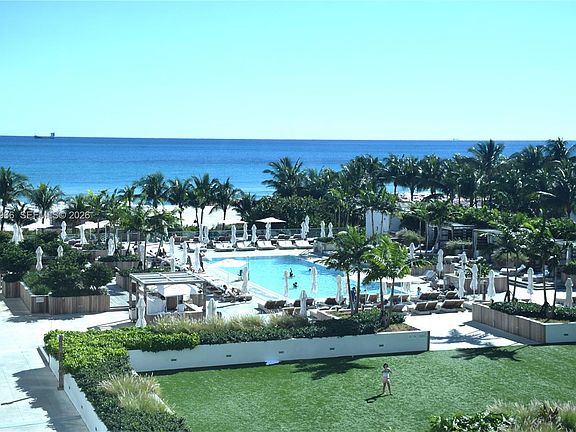 3rd image of 2301 Collins Ave APT 543