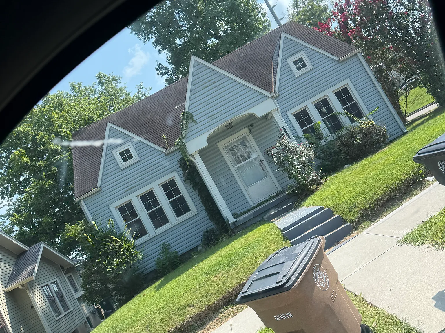 4 bed, 2083 sqft, $2,000 — Photo 1