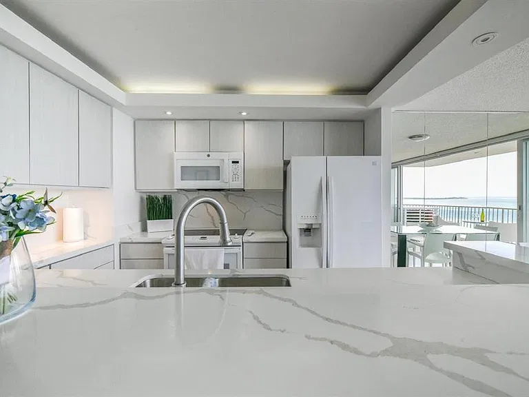 4745 Isla Verde Ave #17-G — Photo 4