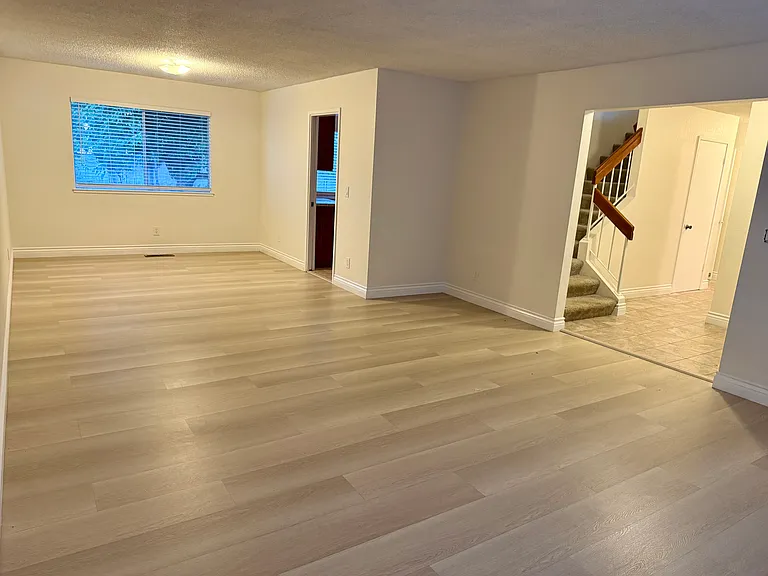 2935 Glen Craig Ct — Photo 7