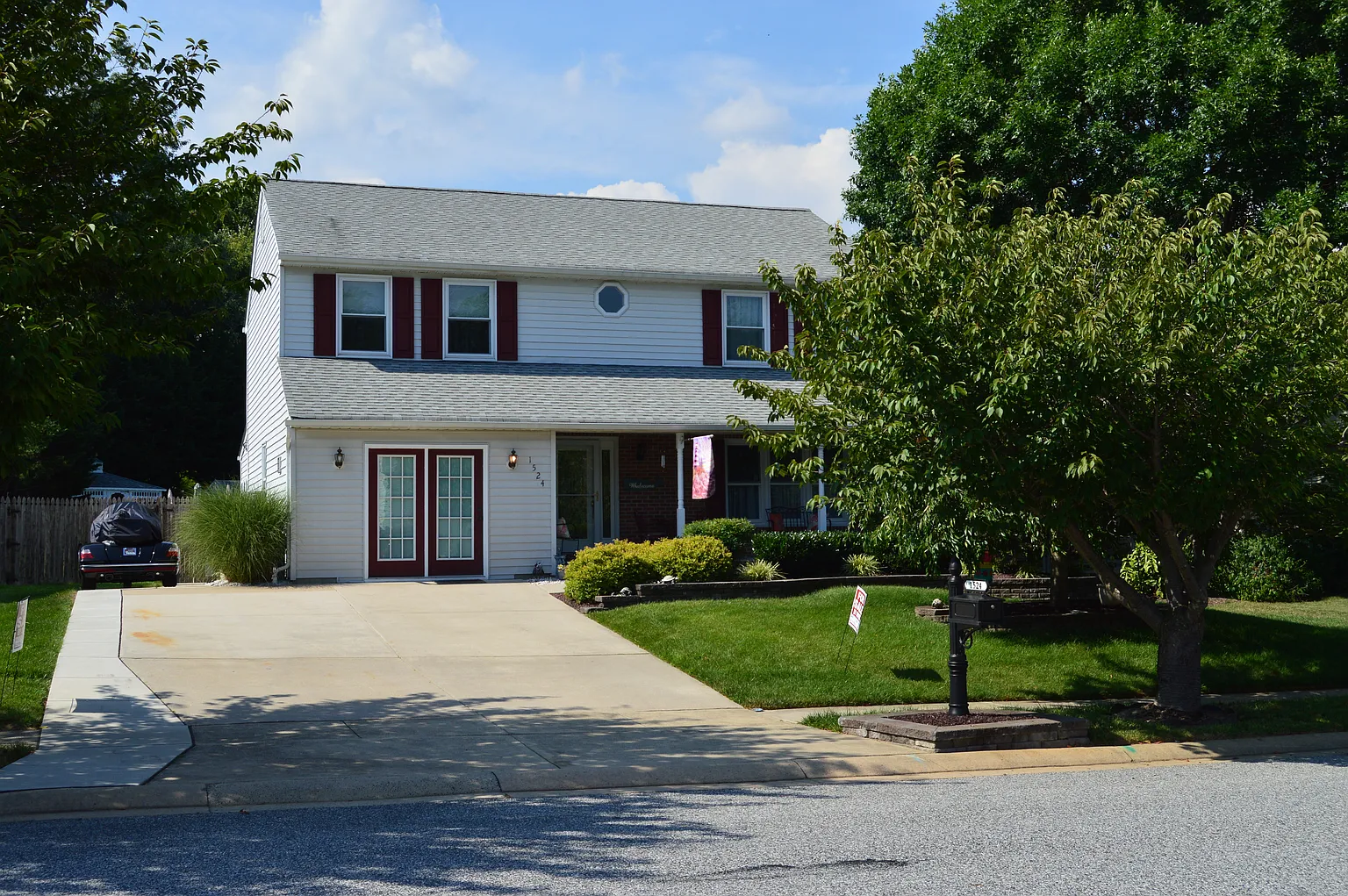 1524 Fountain Glen Dr photo 1