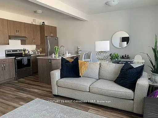 827 Kleinburg Dr E — Photo 12