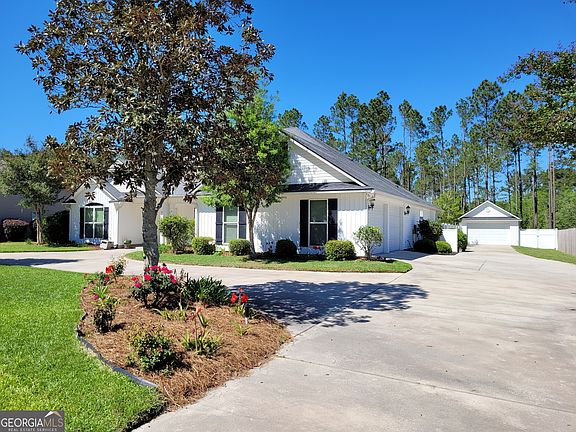 3rd image of 3562 Guest Rd