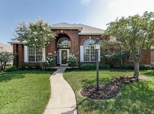 8302 Circleview St, Rowlett, TX 75088