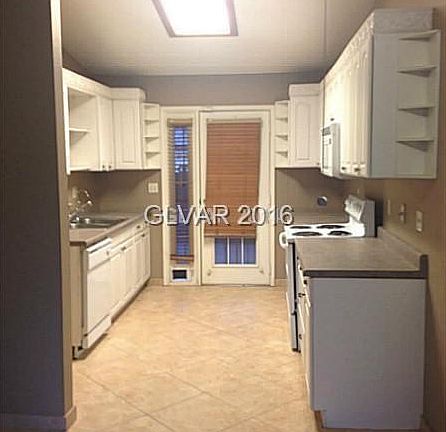 4th image of 6524 Smokey Pine Way #0