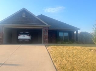 1131 Tulip St, Centerton, AR 72719