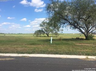708 Highland St, Poth, TX 78147