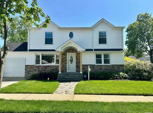 3400 Walters Ave, Wantagh, NY 11793