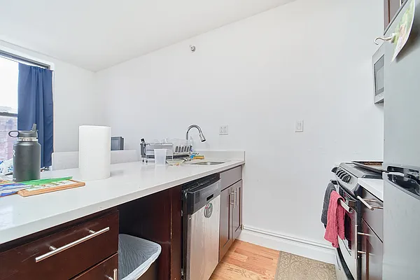 Rented by Living New York | media 4