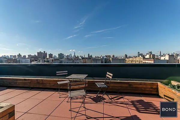 Rented by Bond New York | media 22