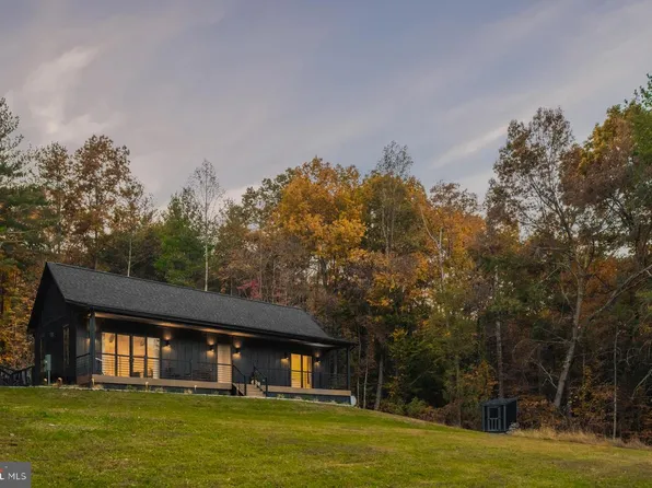 1022 Valley Burg Rd, Luray, VA 22835