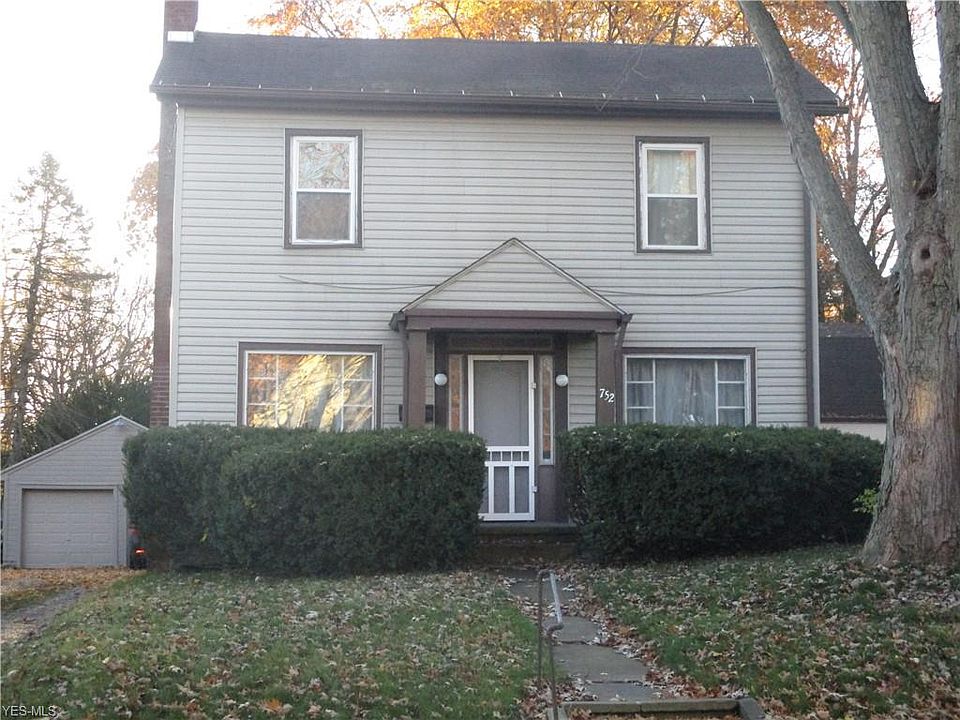 1st image of 748-752 Newgarden Ave
