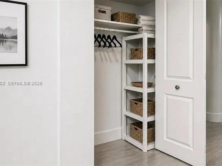 900 Bay Dr #424 — Photo 10