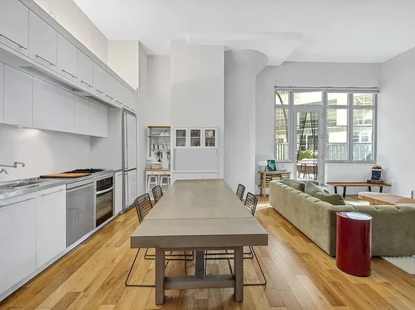 27-28 Thomson Ave #127, Long Island City, NY 11101