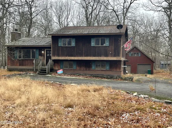 225 Wild Meadow Dr, Milford, PA 18337