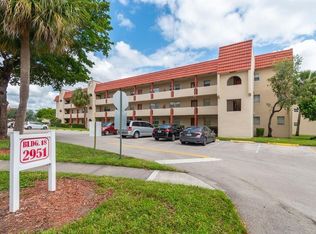 2951 E Sunrise Lakes Dr #211, Sunrise, FL 33322