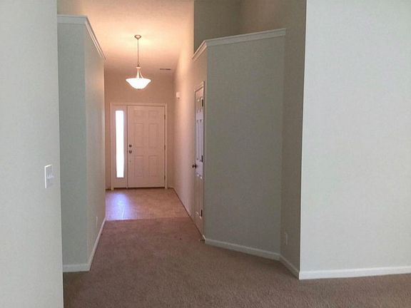 2nd image of 3020 Bond Dr