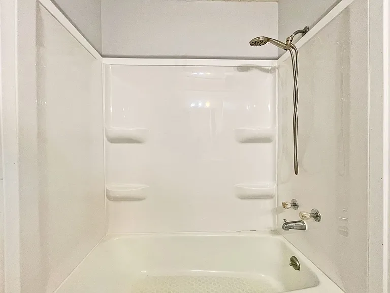 1133 Trailwood S — Photo 12