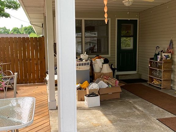 5th image of 52660 Myrtle Ave