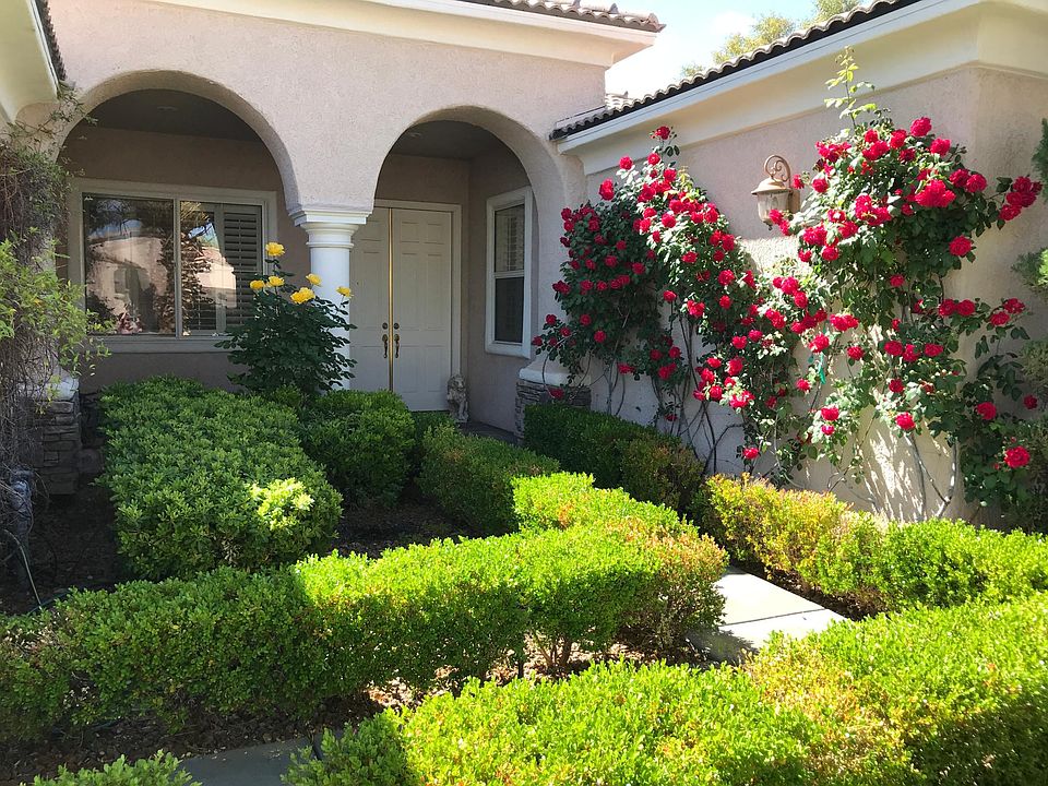 Front door entryway