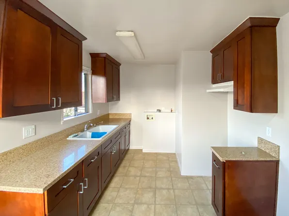 1137 3/4 W 90th St, Los Angeles, CA 90044