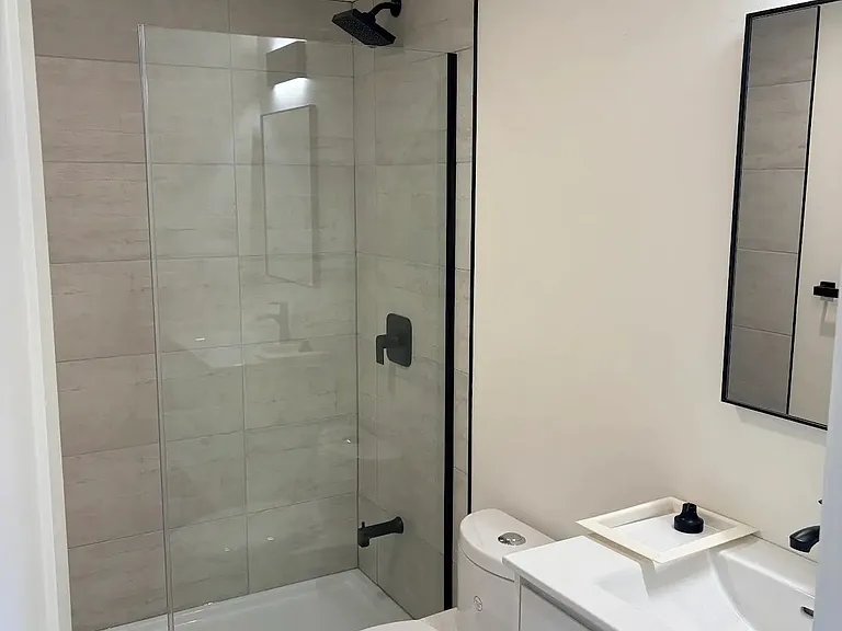 243 Bradford St #1A — Photo 7