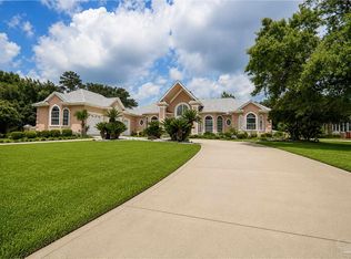 5542 Oakmont Dr, Pace, FL 32571