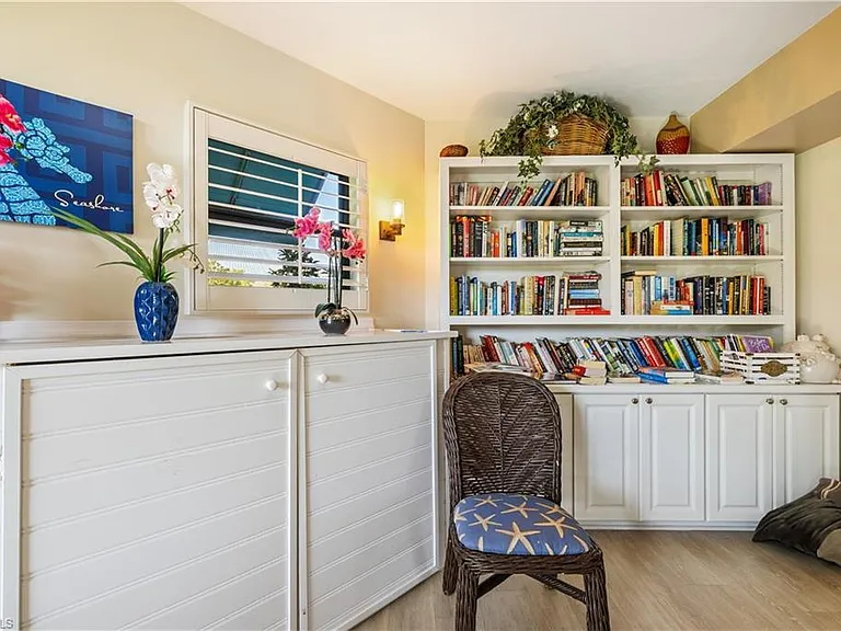 565 Beachwalk Cir #T-102 — Photo 26