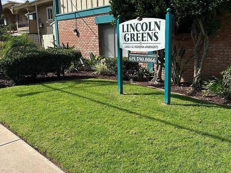 Lincoln Greens — Photo 11