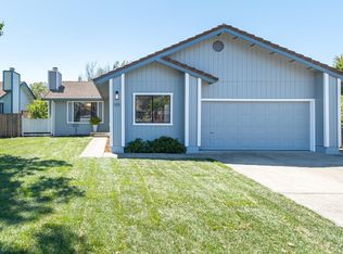 105 Flamingo Rd, Cotati, CA 94931