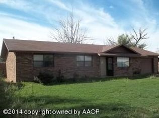 408 W 8th St, Friona, TX 79035