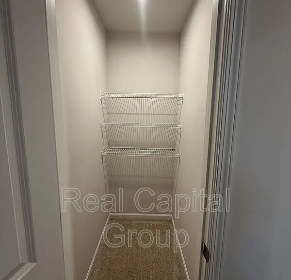 106 South Dr — Photo 25
