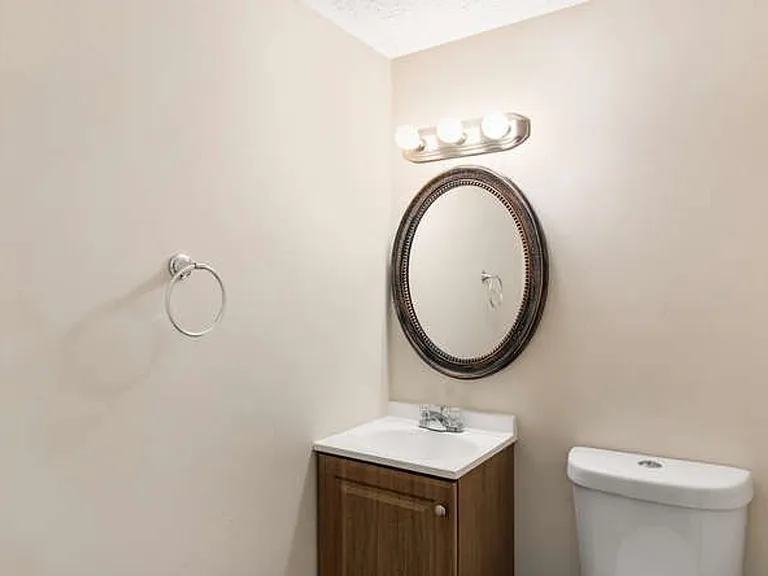 Oxford Village Townhomes — Photo 10