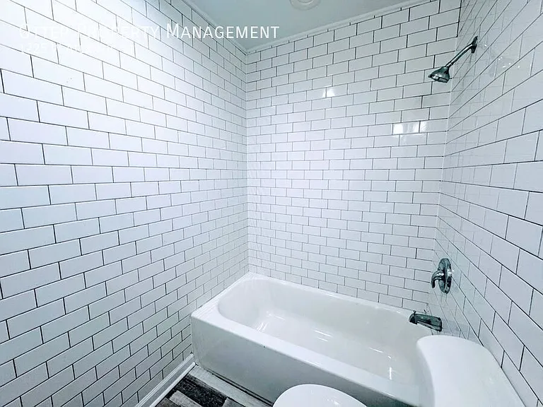 1225 W Atlantic St — Photo 23