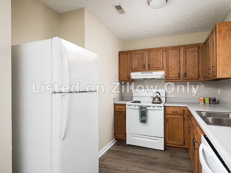 120 Springside Ave — Photo 9