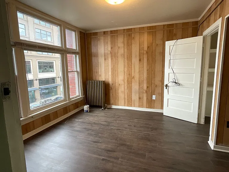 1304 Bay St #8 — Photo 6